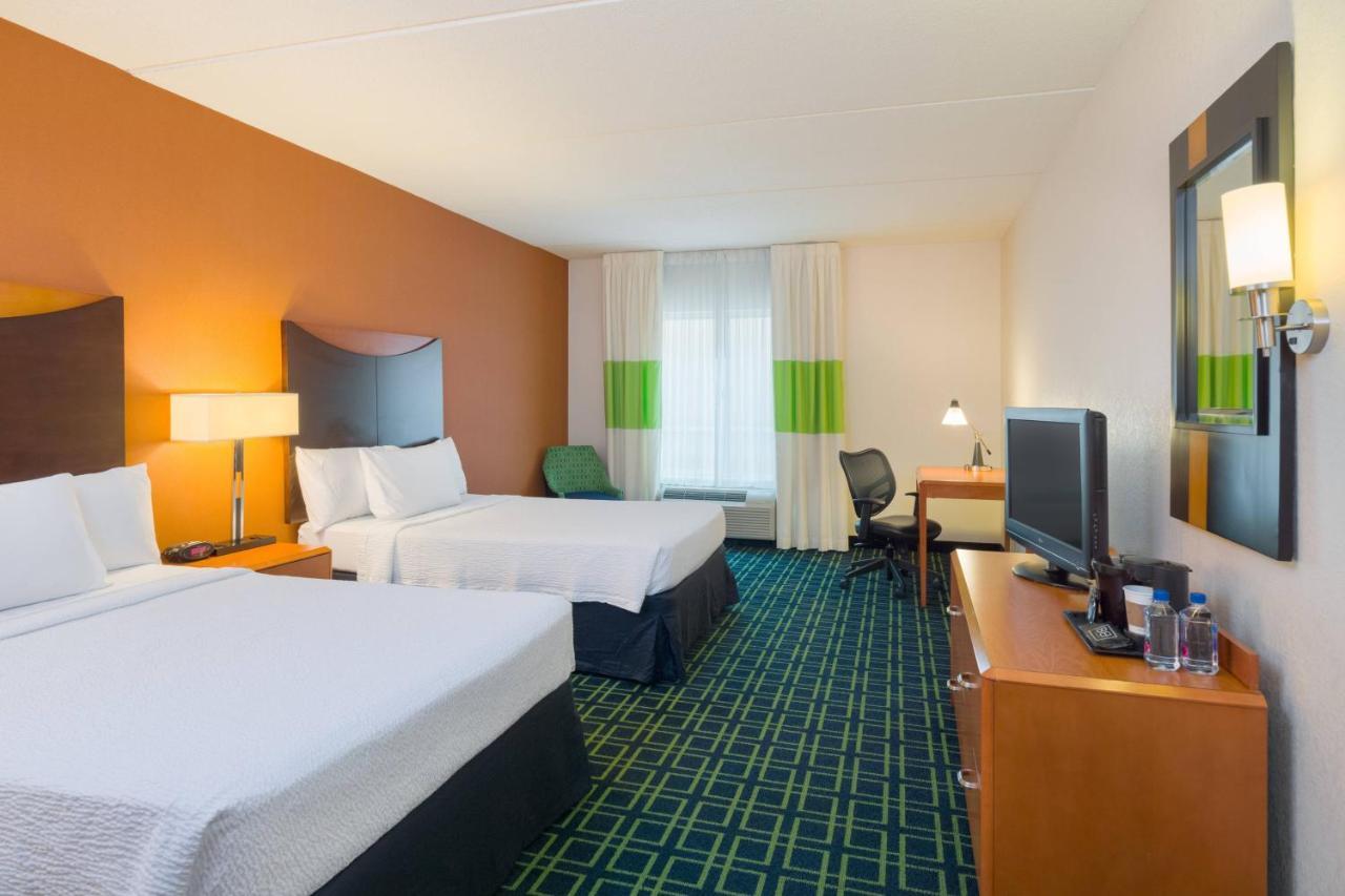 Hotel Fairfield & 3*
