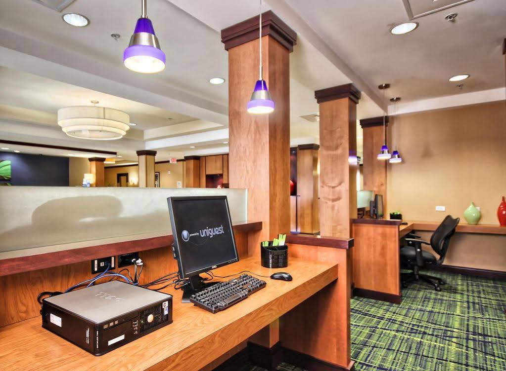 Fairfield & Hotel 3*