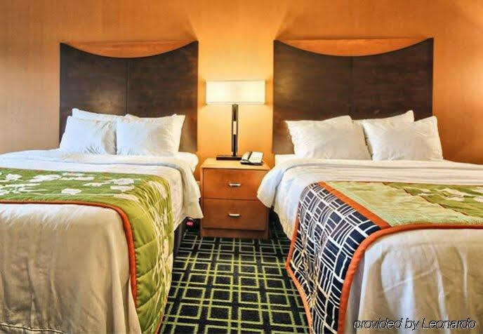 Hotel Fairfield &